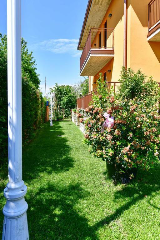 La Terrazza Sul Garda Otel Dış mekan fotoğraf