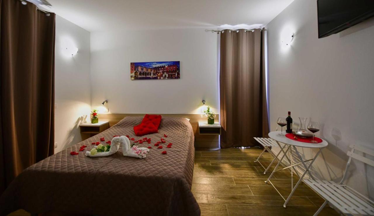 La Terrazza Sul Garda Otel Dış mekan fotoğraf
